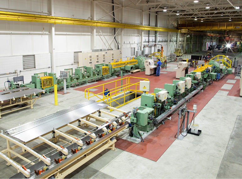 PLC制御システム コールドピルガー管圧延機 連続圧延方式によるシームレスパイプ生産とプロセス管理